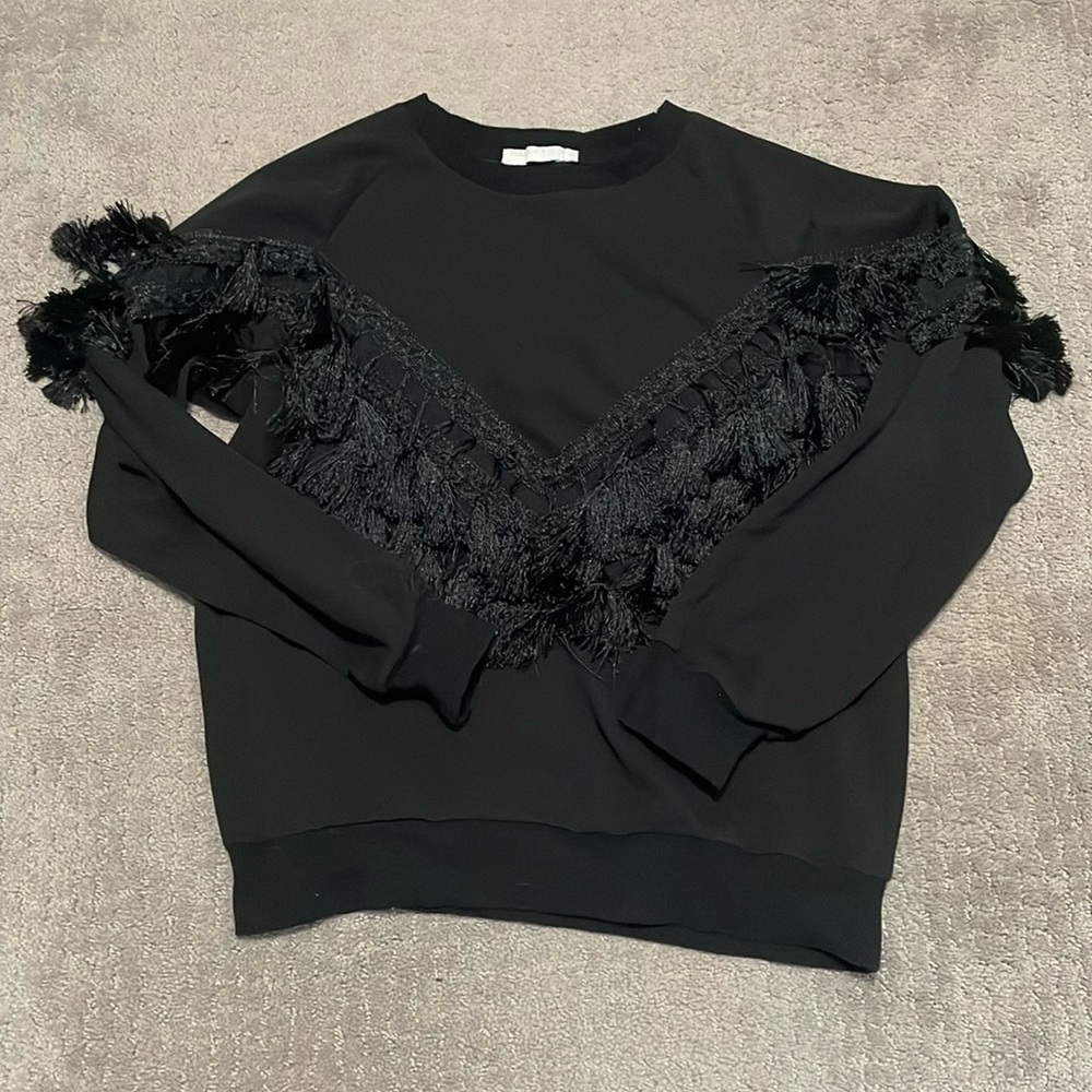 Vera & Lucy all round tassels top